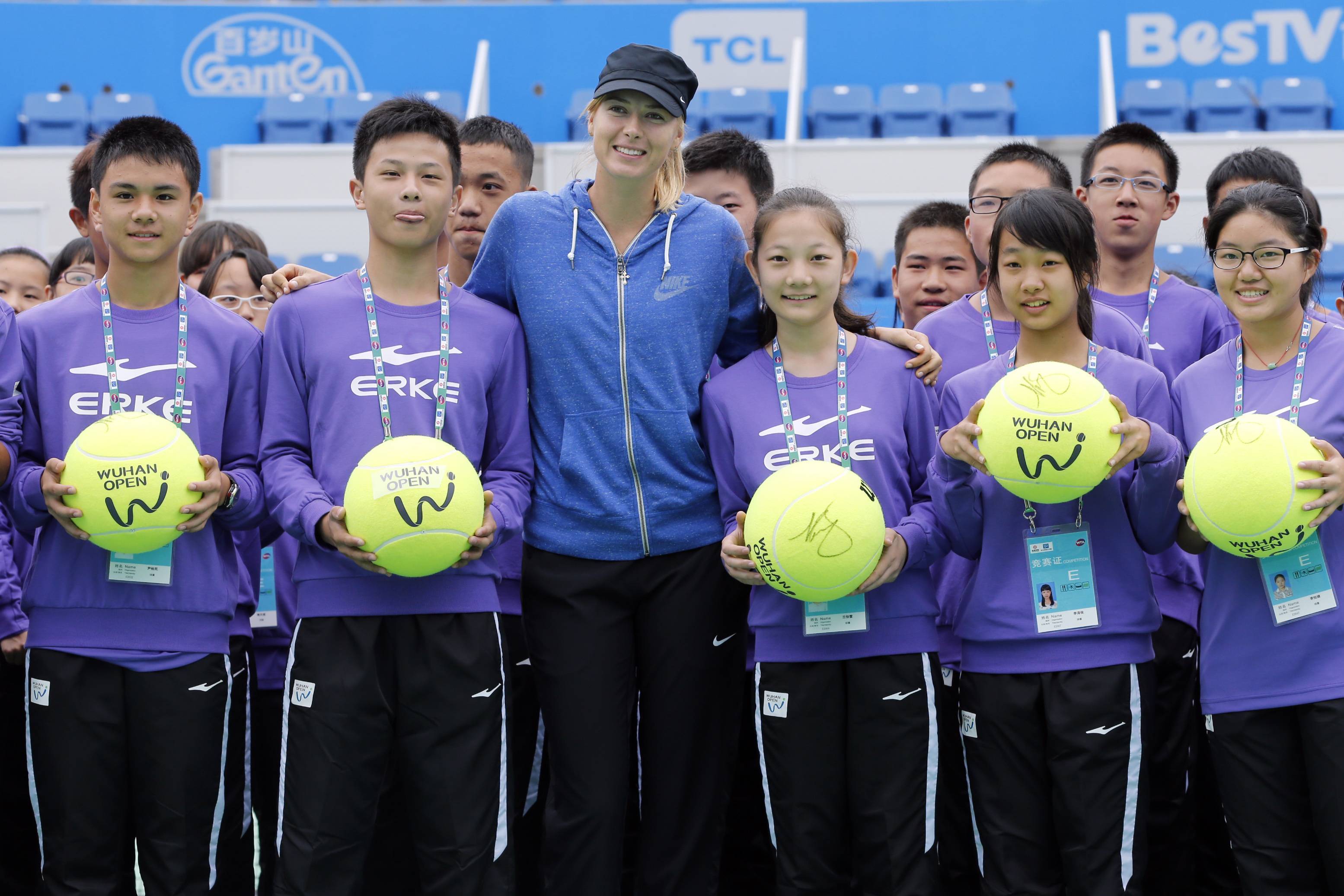 九游体育官方网站-莎拉波娃迎来十赛季出色发挥，巴黎圣日耳曼观众热烈欢呼！的简单介绍-九游体育官方网站